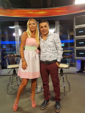 CANLI YAYINDAYIZ. SAĞLIKLI YAŞA PROGRAMINDA YEŞİM ERÇETİN'E KONUK OLDUK. KONUMUZ BURUN ESTET...